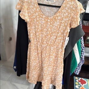 Wallflower Ruffled Flutter Sleeve Blouse White Orange